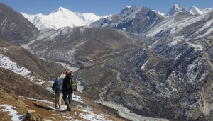 Puncak Gunung Everest Mencair, Mayat Para Pendaki Tersingkap