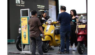 Mudik ke kampung halaman pun tetap tampil dengan Vespa bergaya premium khas Italia yang sporty dan stylish.