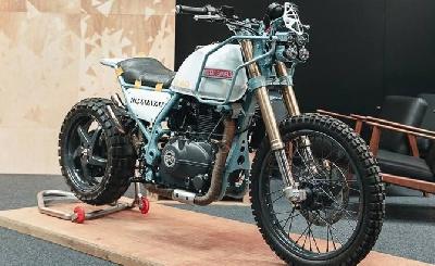 Dalam ajang Bike Shed Show 2019, tampil Royal Enfield Himalayan yang telah dimodifikasi dengan masang turbocharger.