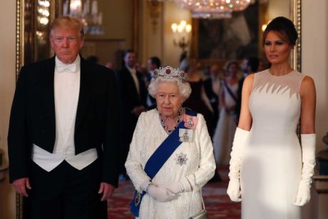 image for article:The Queen poses with Donald and Melania Trump ahead of the state banquet. (AP: Alastair Grant, pool)