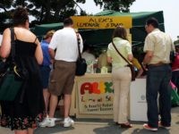 Texas Gov. Signs Bill Legalizing Child-Run Lemonade Stands