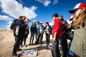 Dr Nicola Stern was one of the scientists teaching students about Lake Mungo's significance. (Supplied: University of Wollongong)