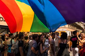 2015 Gay Pride reporter in France 3 Sud at the beginning of the rally.