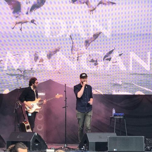 Dan Mangan from tonight?s Burnaby Blues and Roots festival. He was so good. 👍 #danmangan #burnabybluesandrootsfestival #burnabybluesfestival (at Burnaby-Deer Lake)
https://www.instagram.com/p/B1A6Ibyh_h7/?igshid=fgv1oko0f5sw