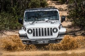 Fire risk sparks 2018-2019 Jeep Wrangler recall