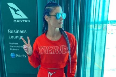 Natalie Eva Marie refused access to Qantas lounge over activewear outfit