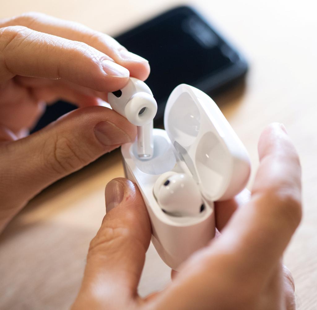 Apple Airpods Pro im Test: Sitzt, wackelt nicht, hat Wumms