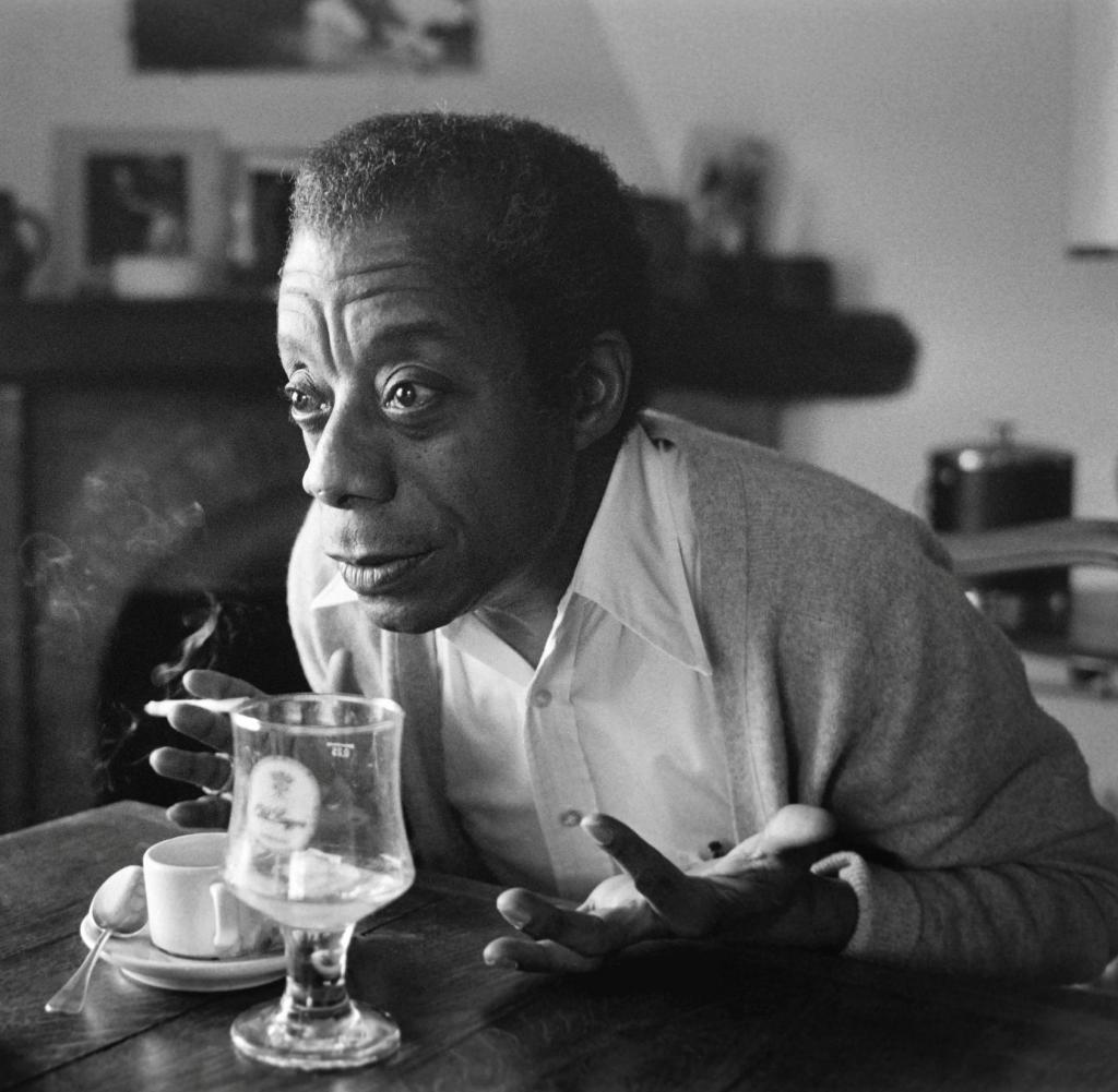 Engagiert, temperamentvoll, religiös und immer Individualist: das war James Baldwin. Hier in einer Aufnahme von 1979