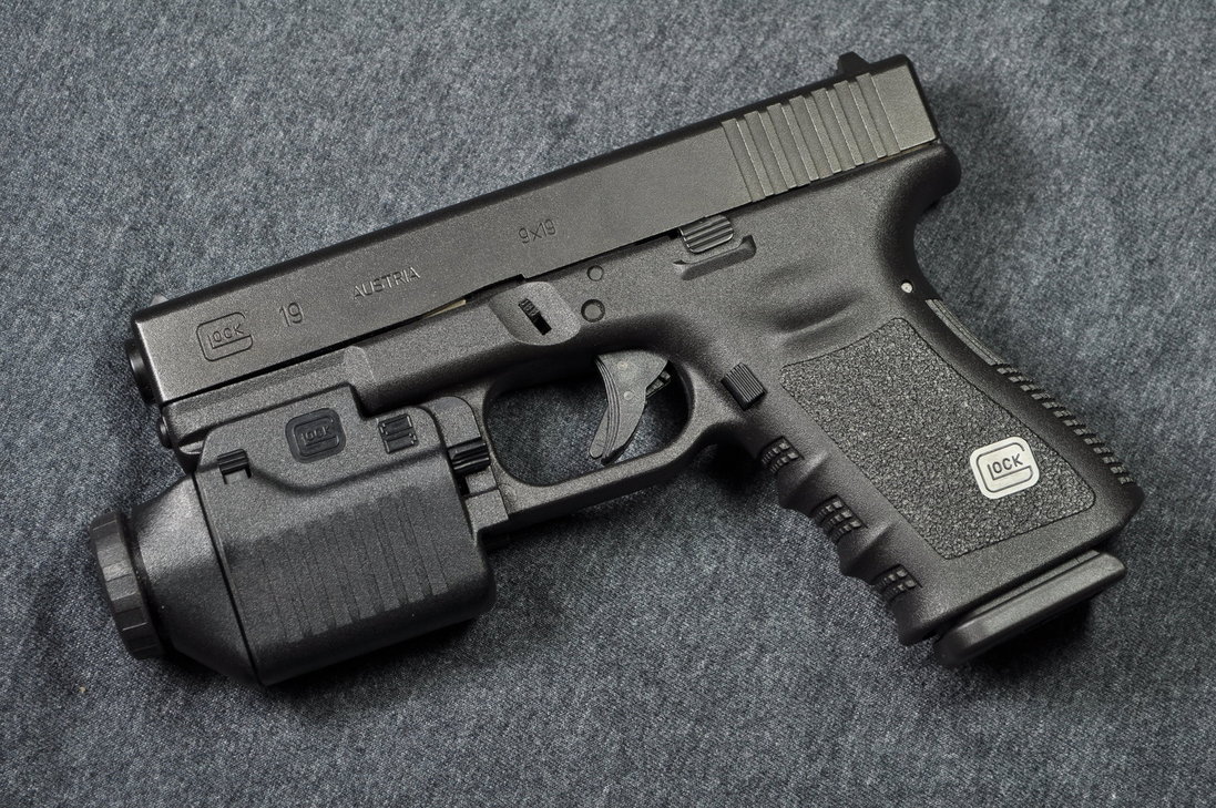 4 Best Lasers for Glock 19 - Top Sights Reviewed for 2019