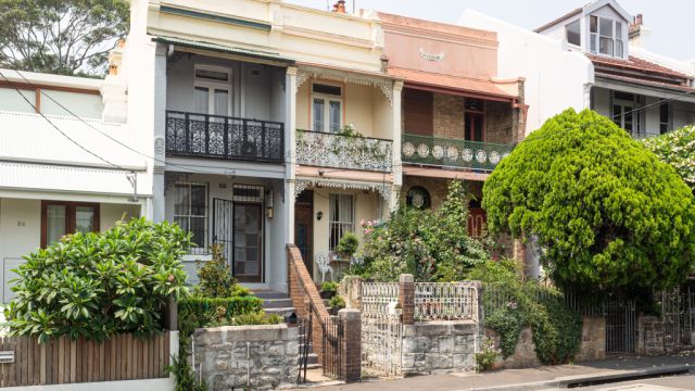 Melbourne, Sydney lead property price decline, new figures show