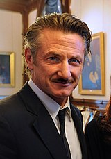 Sean Penn with Cristina Fernández crop.JPG