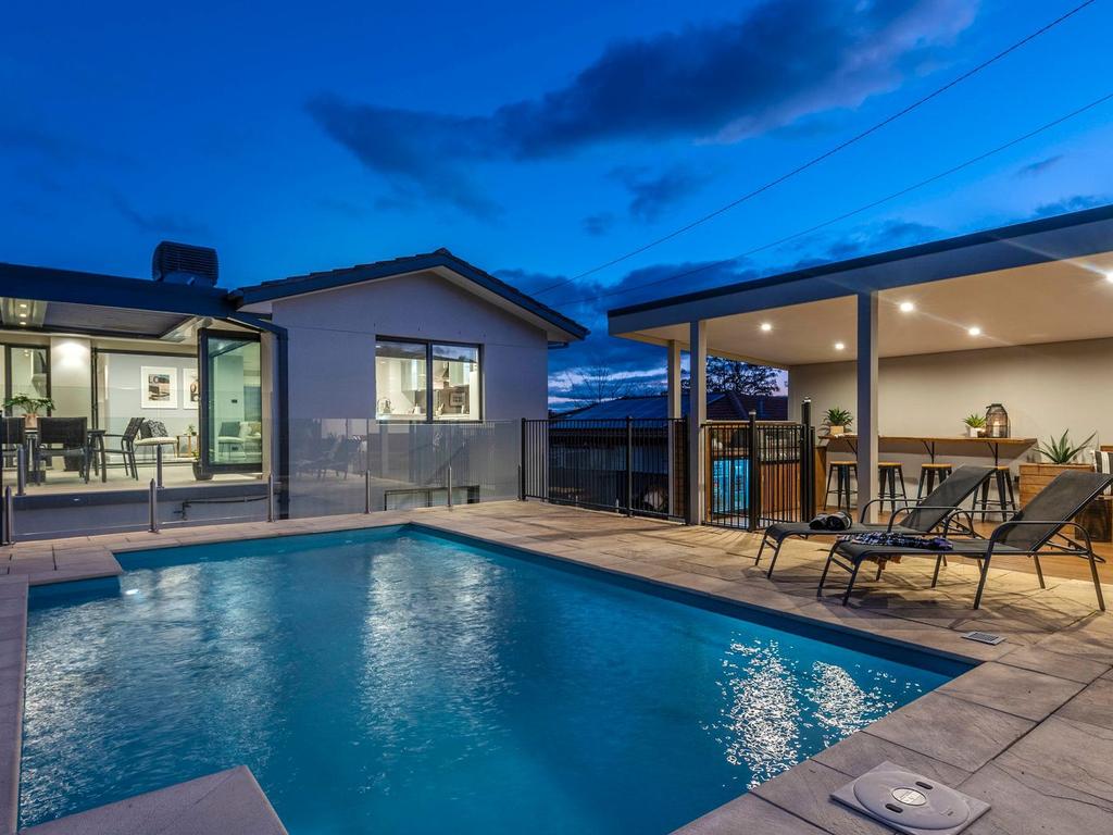 Head-turning renovation creates entertainer’s dream home in Melba