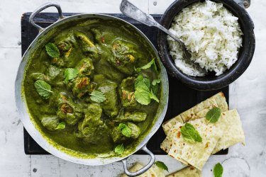 ***EMBARGOED FOR SUNDAY LIFE, MARCH 1/20 ISSUE***
Adam Liaw recipe :Â Chicken in Spinach and Green Pea Curry
Photograph by William Meppem (photographer on contract, no restrictions)Â 