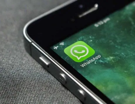 WhatsApp: How to add beautiful wallpapers to chats