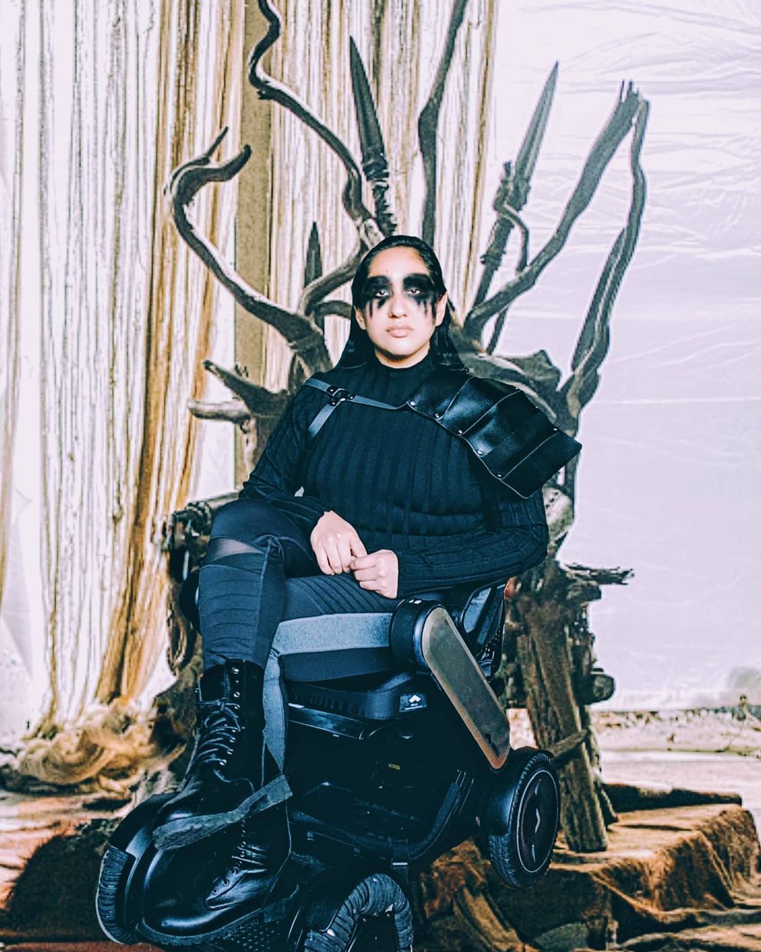 ?You were right, Clarke. Life is about more than just surviving.? Lexa, The 100
Chair: bit.ly/AnnieWHILL
[Image Description: Annie sits in her Whill Model Ci dresses as Lexa from the TV series The 100. Wearing all black with a shoulder shield and...