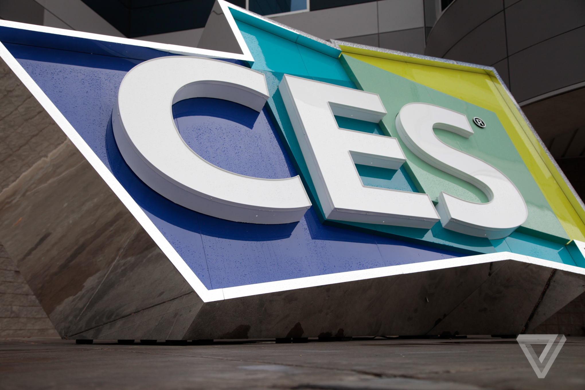 CES-2016-stock-verge-06