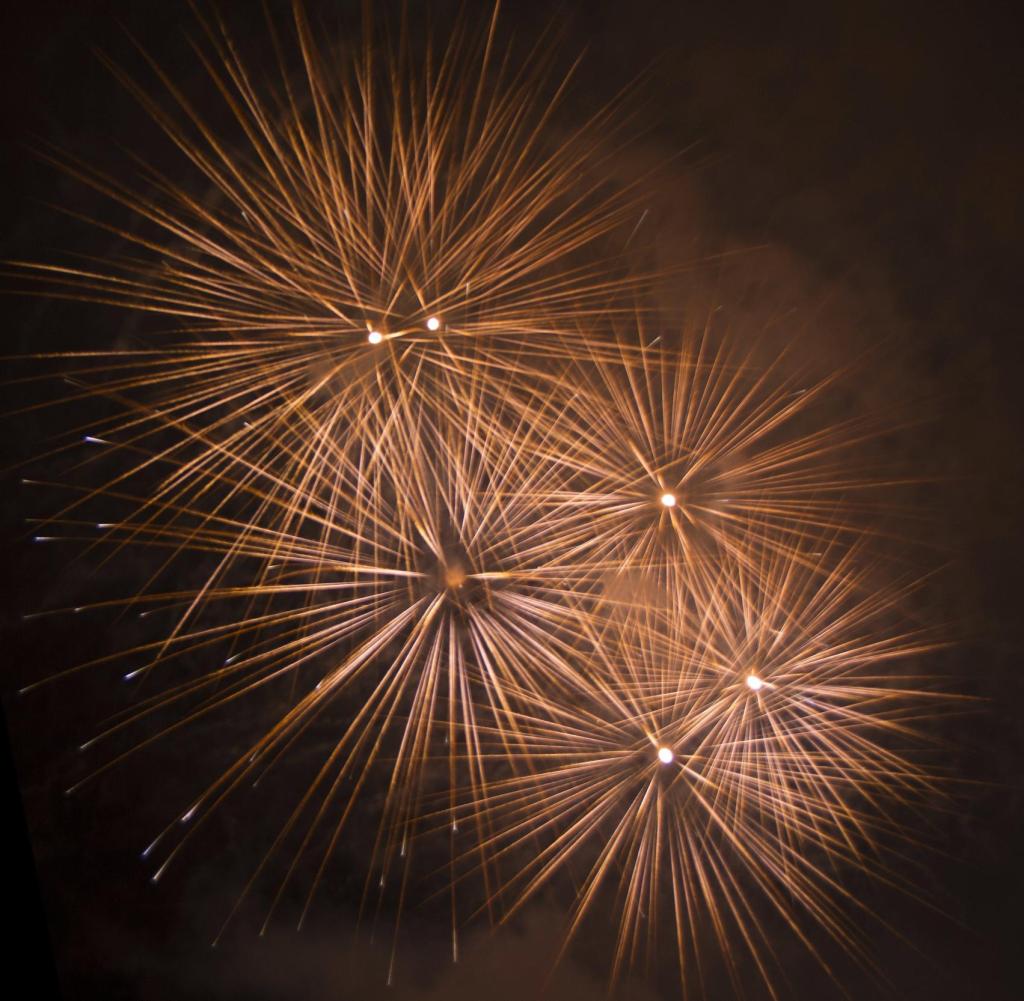 Silvester bringt viele Bräuche mit sich - Raketen steigen zu lassen ist nur einer davon