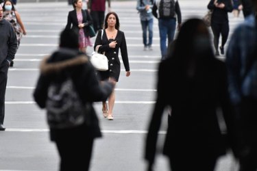 Workers returning to the office