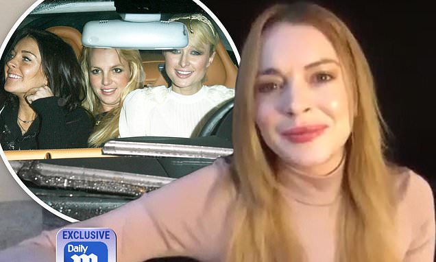 Lindsay Lohan denies she party crashed THAT infamous night out with Paris Hilton and