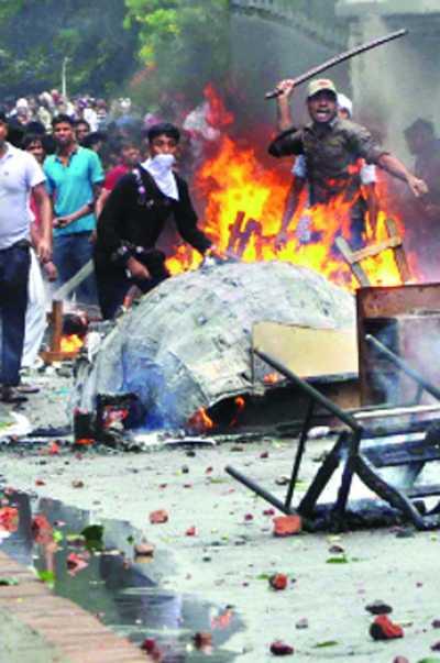 Ashulia barricade - June 2012