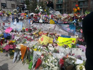 Toronto van attack - #Torontostrong memorial in Olive Square, North York, April 27, 2018