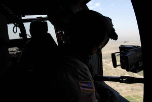 US marenz with helicopter in Ramadi camp