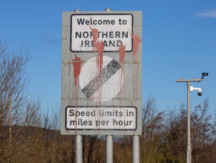 A sign welcomes motorists from the Irish Republic into Northern Ireland 