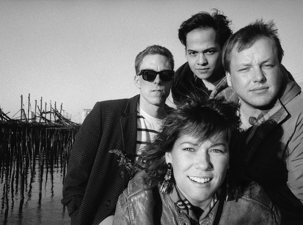 pixies-608x451