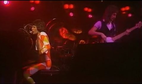 Queen-Earls-Court-1977