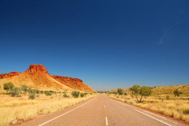 Western Australia’s sun and wind and wide open spaces offer potential for large-scale hydrogen production.