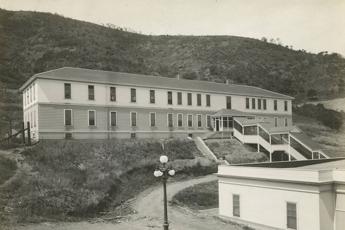 Echoes of History: Chinese Poetry at the Angel Island Immigration Station