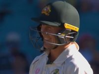 Paine, Wade return serve on stump mic