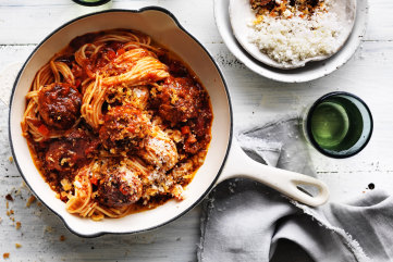 Meatballs braised in tomato sauce.