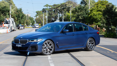 2021 BMW 520i LCI review