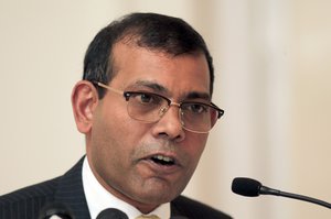 Former Maldives President Mohamed Nasheed speaks during a media briefing in Colombo, Sri Lanka, Monday, Jan. 22, 2018. The exiled former leader of the Maldives says this year's presidential election could be the last chance to extricate his country from increasing Chinese influence, which he claims amounts to a land grab in the guise of investments in island development.(AP Photo/Eranga Jayawardena)