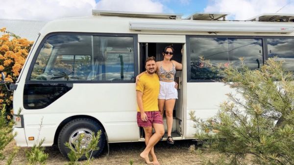 This couple converted a $15,000 bus into their first home