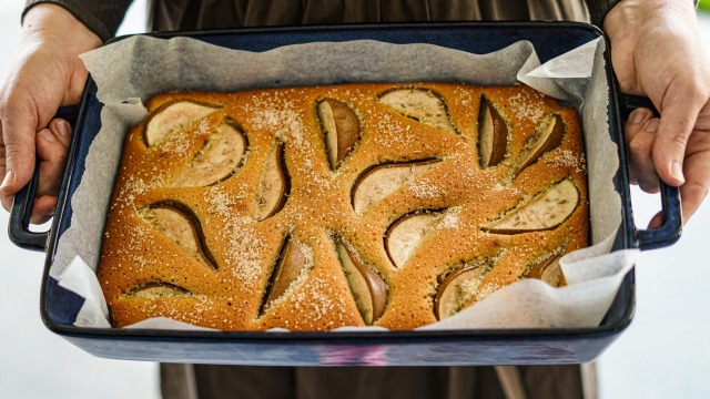 Slab financier with pear and slightly fancy fennel sugar recipe. 