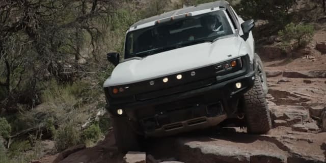 Video: GMC Hummer EV shown rock crawling and ‘crab walking’