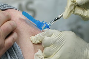 r. Mark Horne, president of the Mississippi State Medical Association, left, receives the first round of the Pfizer COVID vaccination, along with other state medical leaders, in conjunction with the Mississippi State Department of Health, Wednesday, Dec. 16, 2020