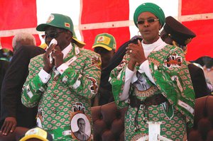 Grace Mugabe with Robert Mugabe