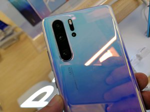 On the back of the Huawei P30 Pro you can see the 4 cameras and the LED flash. The color of the model shown in the photo is Breathing Crystal, 6 April 2019.