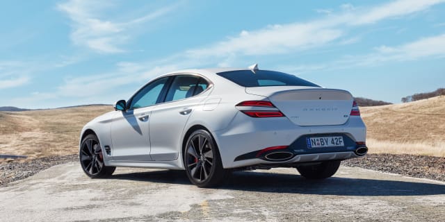 2021 Genesis G70 review