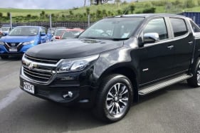 Supercharge Holden Colorado takes on HSV SportsCat