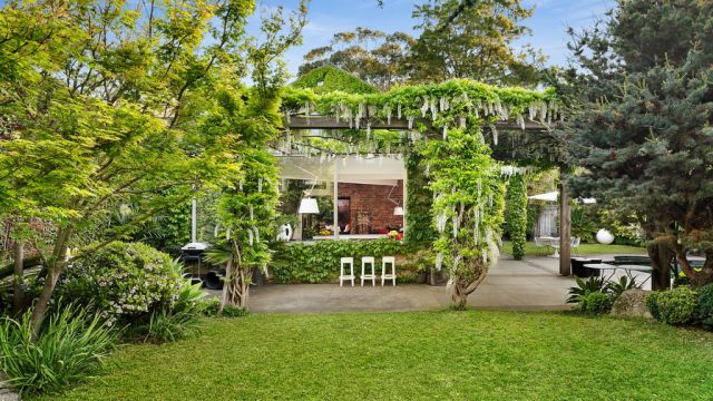 'As unique and special as it gets': A private haven in Albert Park