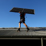 A key consumer advocate is backing a proposed tariff on supply of household rooftop solar power that is supplied into the energy grid. 