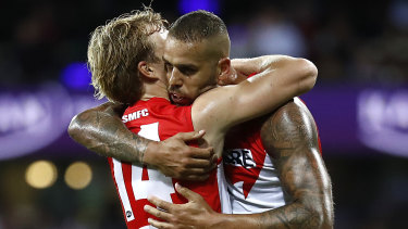 Lance Franklin and Callum Mills celebrate another win in 2021.