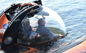 Vladimir Putin inspection of submarine sunk during Great Patriotic War