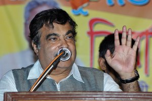 Union Minister of Road Transport Highways and Shipping, Nitin Gadkari at election campaigning in favor of BJP candidate of Bidhannagar constituency Susanta Ranjan Paul in Kolkata on April 20, 2016