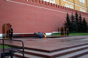 Security personnel in front of Kremlin Duma building, Moscow, Russia