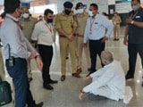 Video : Chhattisgarh Chief Minister Stopped At Lucknow Airport, Sits On Floor